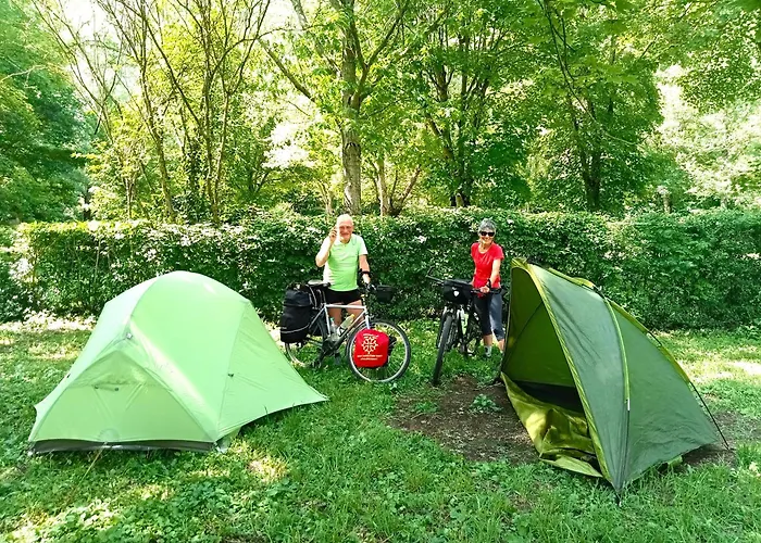 Camping Vert Lavande